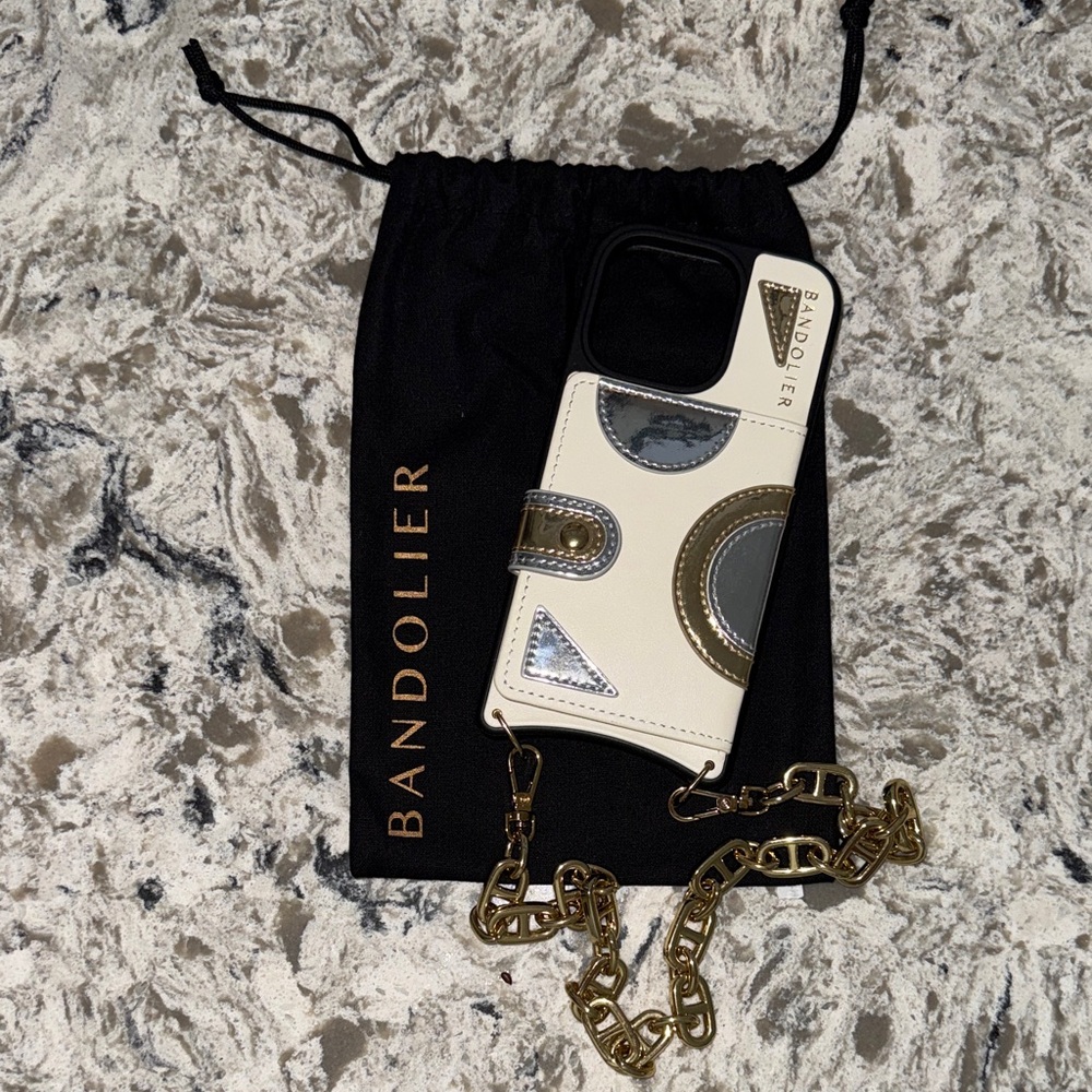 Bandolier Isla MagSafe Charging Wristlet Case for iPhone 16 Pro — Ivory & Gold - Picture 3 of 9